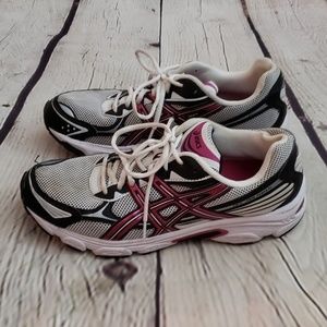 Asics gel sneakers sz 11